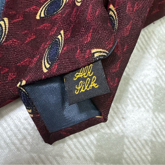 The Forbes Collection Red Geometric 100% Silk Neck Tie Made in the USA - Picture 3 of 6